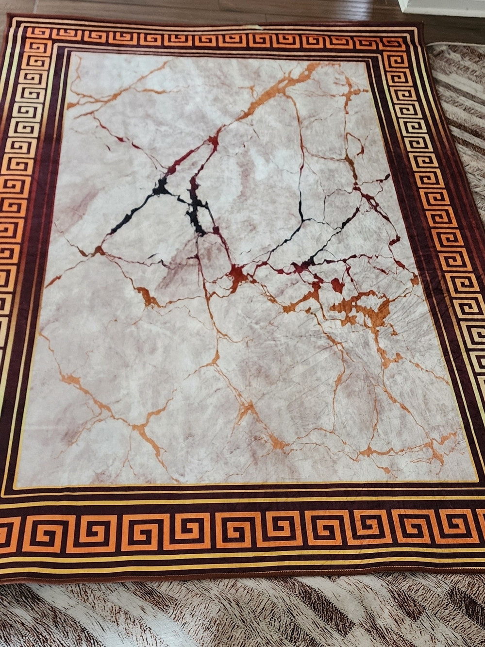 Marble-Pattern Area Rug with Greek Key Border - Cream & Brown 5x7